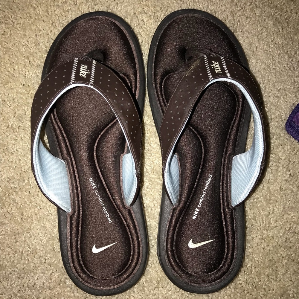 Nike Foam flip flops